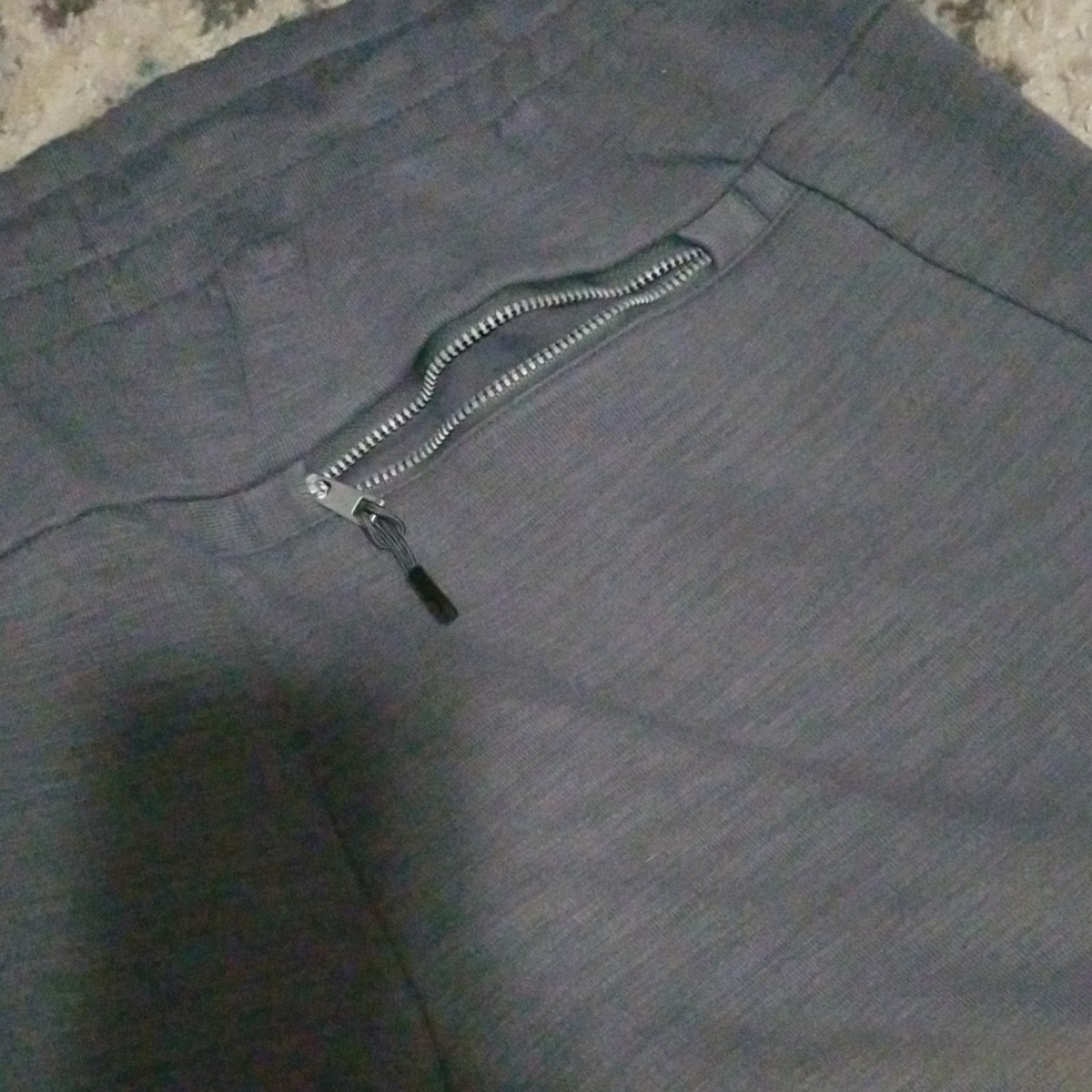 Sweatpants - Picture 6 of 7